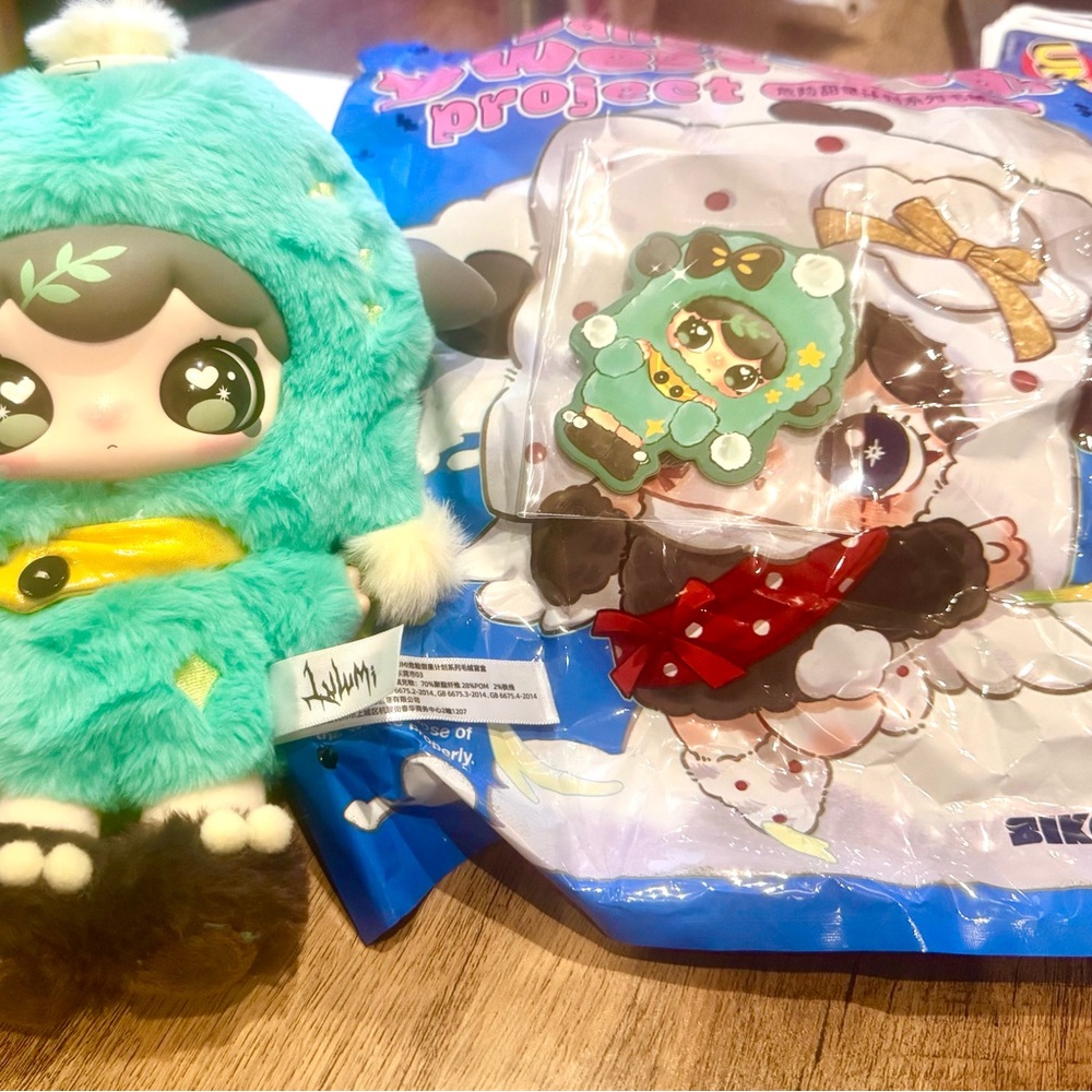 Adorable Green Plush Toy with Accessories